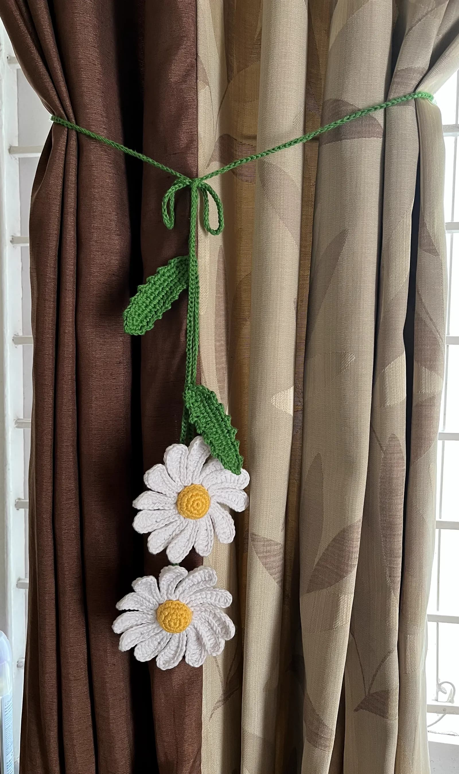 Crochet wrap used on home vase decor