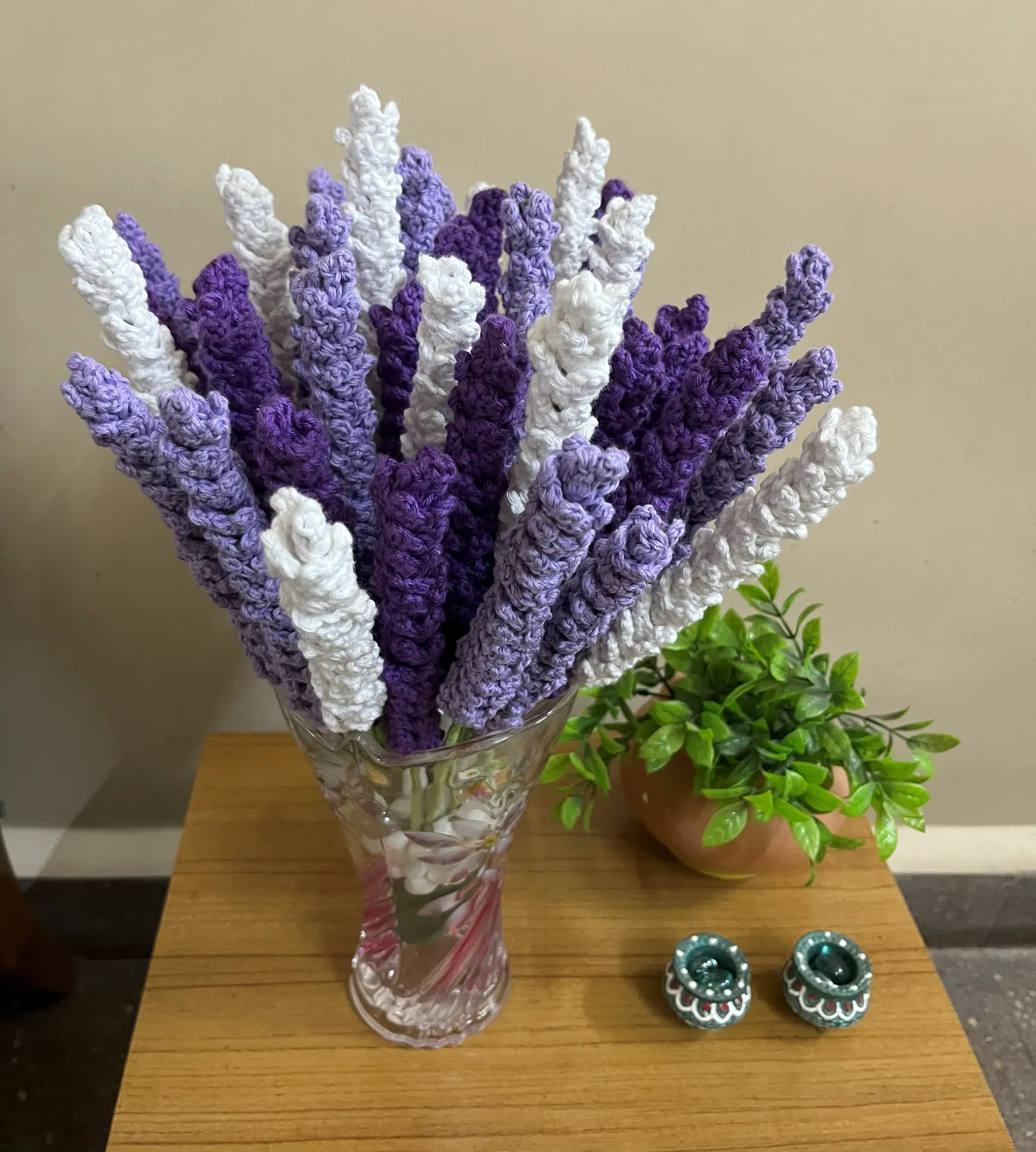 Pair of crochet flower stems
