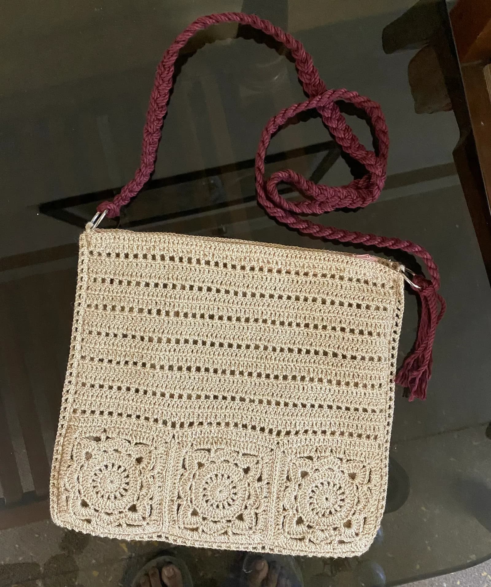 Mint crochet shoulder pouch